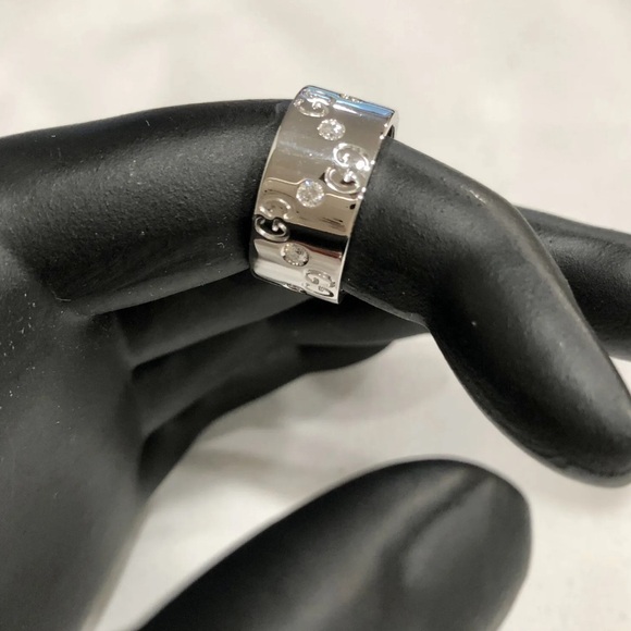 GUCCI 18k Gold GG Logo Icon 9mm Band Ring Size 5 3/4 - Picture 4 of 5